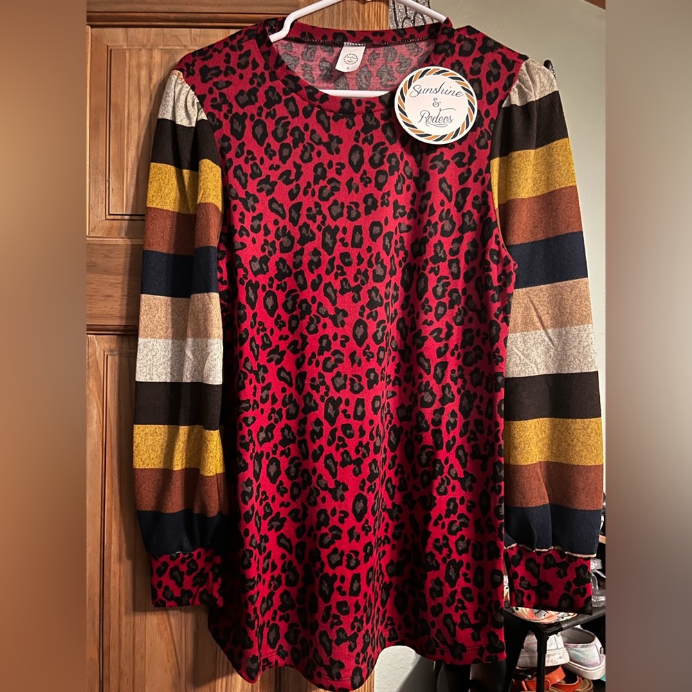 Women’s long sleeve